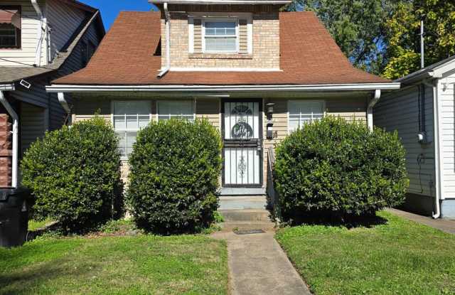 ✨ Renovated 4-Bedroom Home with Modern Upgrades  Prime Location photos photos