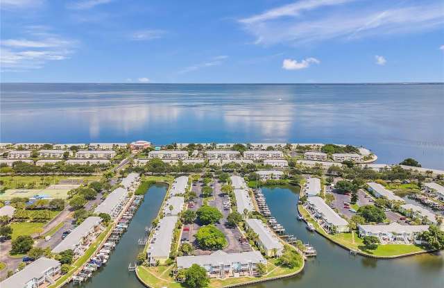 4945 Coquina Key Drive Southeast photos photos