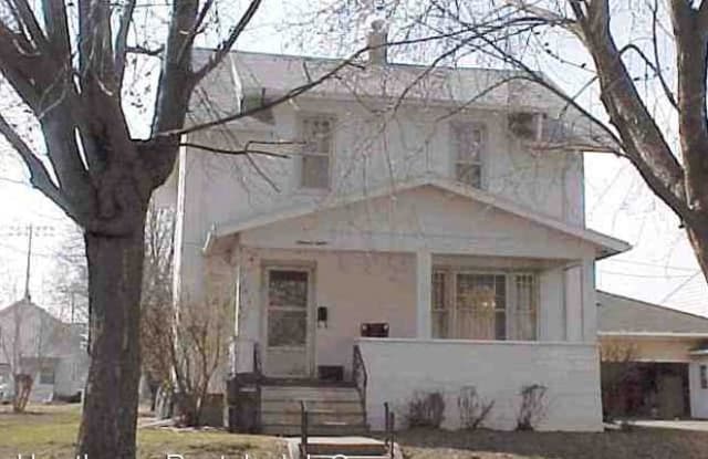 1112 W. 7th Street - 1112 West 7th Street, Waterloo, IA 50702