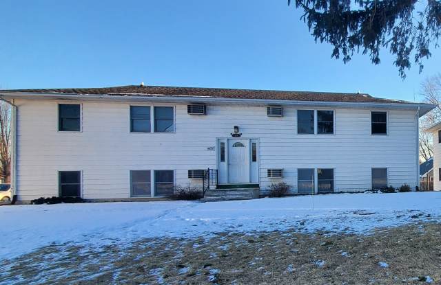 405 3rd Ave SW #2 photos photos