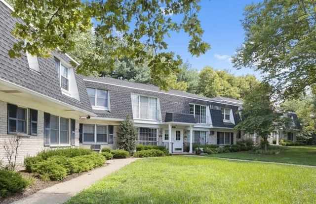 Village on the Green Apartments photos photos