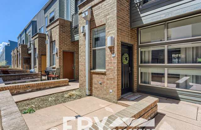 Furnished Townhome in RiNo photos photos