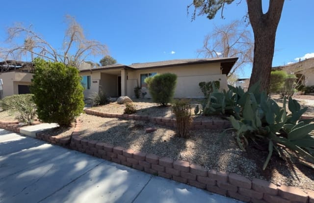 2937 Klinger Circle - 2937 Klinger Circle, Winchester, NV 89121