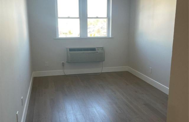 320 Post Avenue unit: 2D photos photos