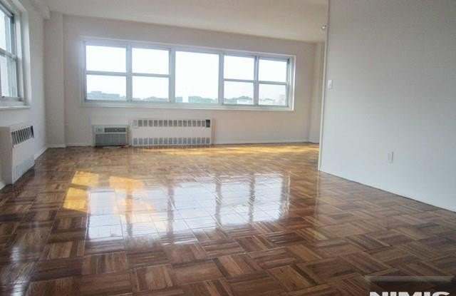 Riverview Towers Gallery 2
