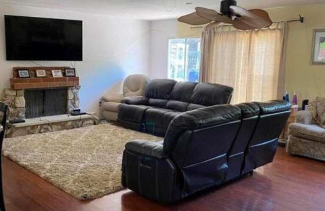 5808 Greenview Road photos photos