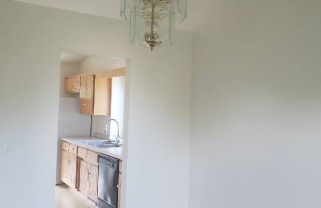 1157 Atwood St So photos photos