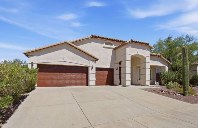 Elegant Home in Exclusive Gated Community near St. Phillips Plaza Gallery 3