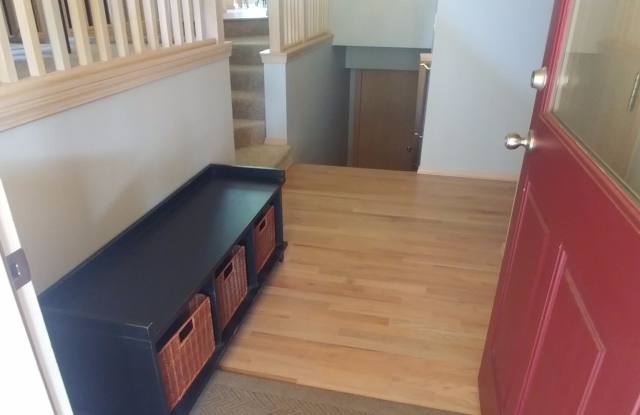 Private and Spacious Home in Langley! Gallery 3