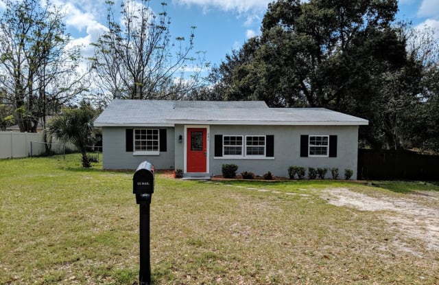 241 Deleon Rd - 241 Deleon Road, DeBary, FL 32713