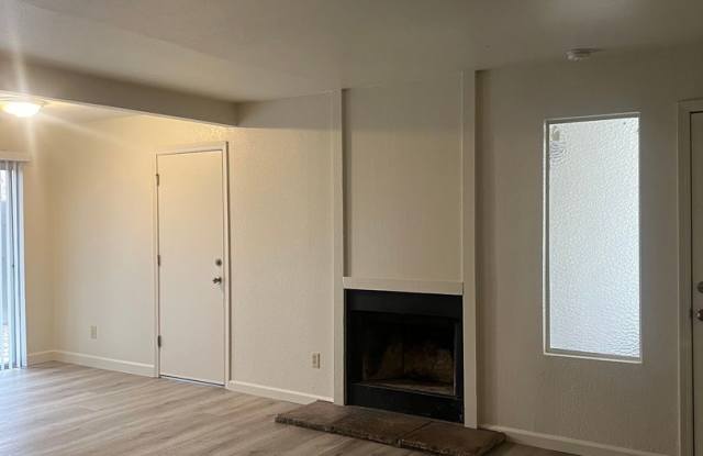 6404 Denton Way (CALL OWNER ON ALL MAINTENANCE) Gallery 3