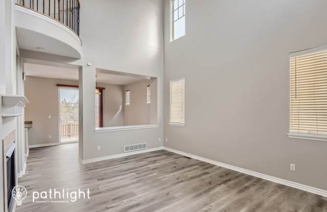 10585 Pearlwood Circle Gallery 2