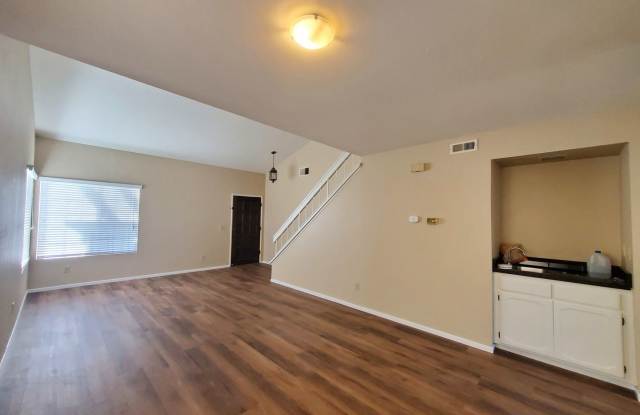 943 Alyssum Road - 943 Alyssum Road, Carlsbad, CA 92011