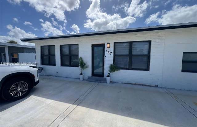 427 NW 19th Ave photos photos