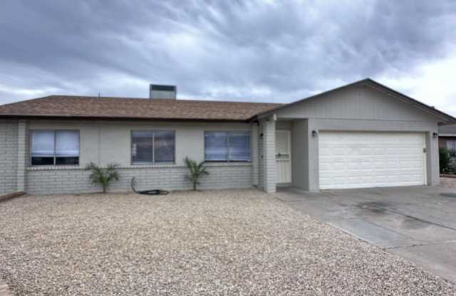 11017 W Monterosa Street photos photos