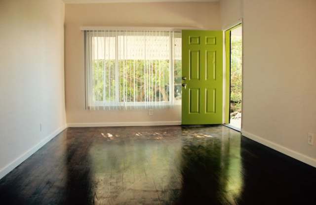 4355 1/2 College Avenue Gallery 2