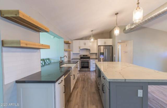 6137 N 9th Avenue - 6137 North 9th Avenue, Phoenix, AZ 85013