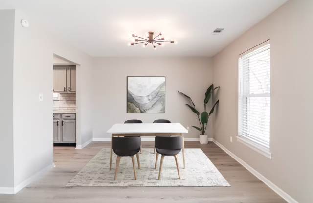 Hunter's Pond Apartments Gallery 3