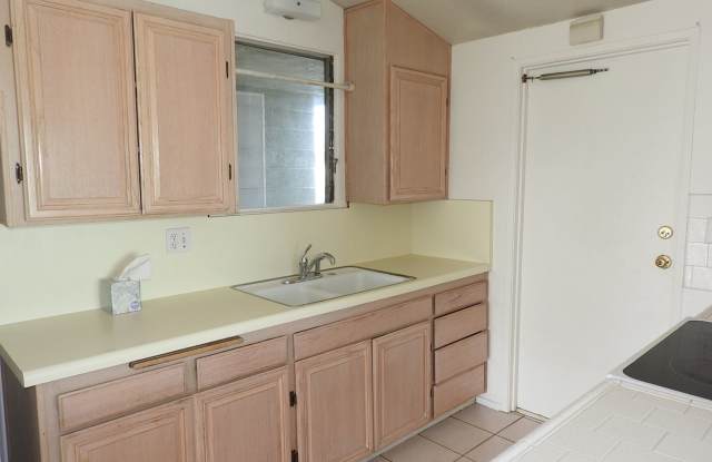 2454 Larrabee pL Gallery 4