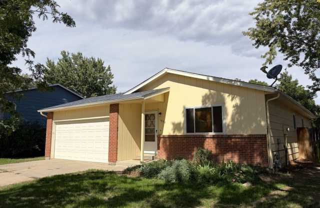 Charming 3-Bedroom Home in a Quiet Fort Collins Neighborhood Gallery 1