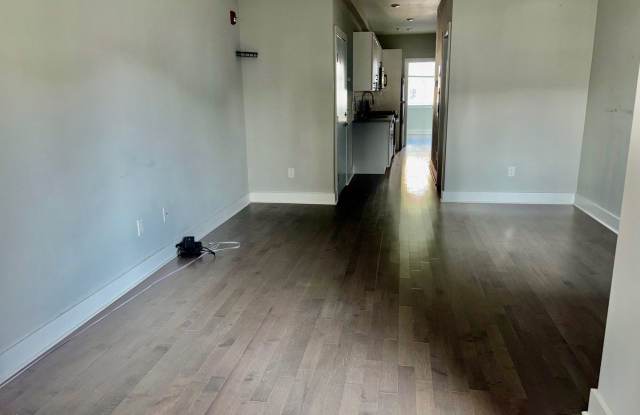 5334-36 CEDAR Avenue Gallery 3