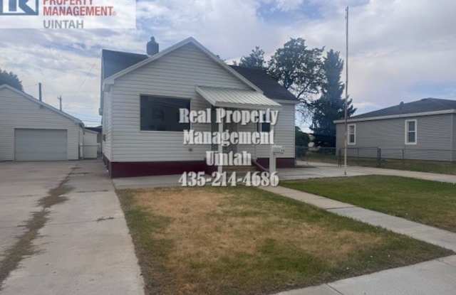 Cozy and Spacious 4 bedroom 2 Bathroom Home!!!! Gallery 3