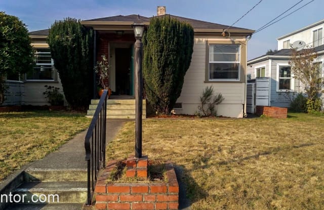 2442 K Street - 2442 K Street, Eureka, CA 95501