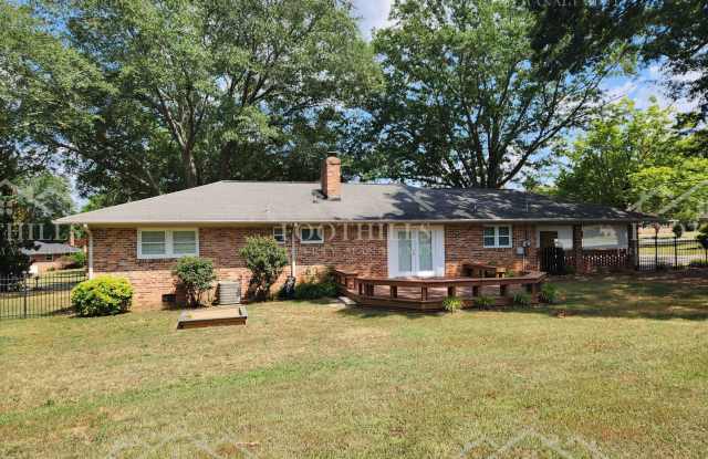 3-Bedroom Home with Fresh Updates and Fenced Yard! photos photos