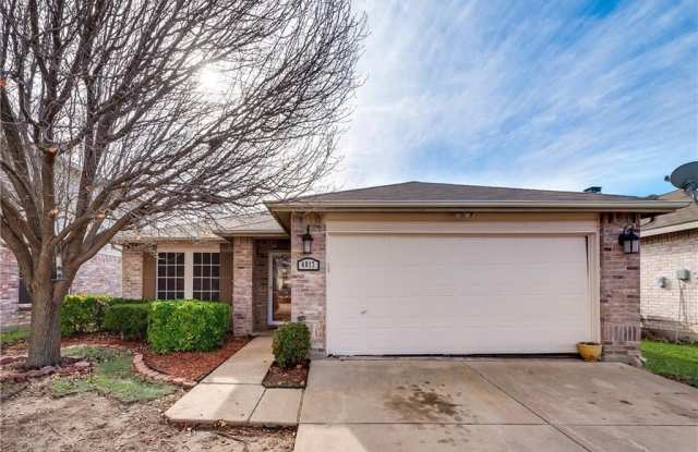 4017 Thoroughbred Trail Gallery 1