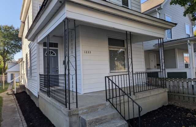 4-Bedroom Home Near German Village & Downtown Columbus! Gallery 1