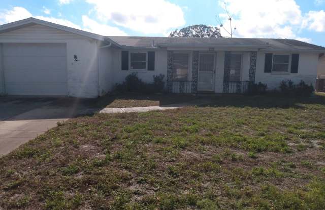 2 Bed/2 Bath 1200 Sq. Ft. home with BONUS ROOM, indoor laundry & a fenced yard!! photos photos 2 Bed/2 Bath 1200 Sq. Ft. home with BONUS ROOM, indoor laundry & a fenced yard!! photos photos