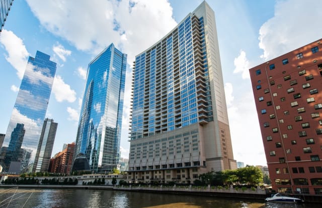 333 North Canal Street - 333 North Canal Street, Chicago, IL 60606