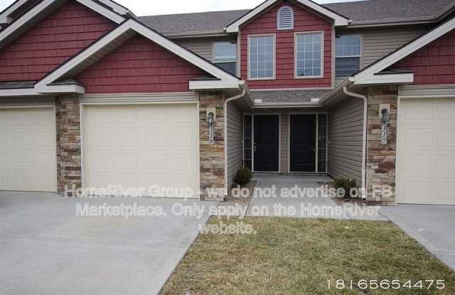 8326 N Spruce Ave photos photos