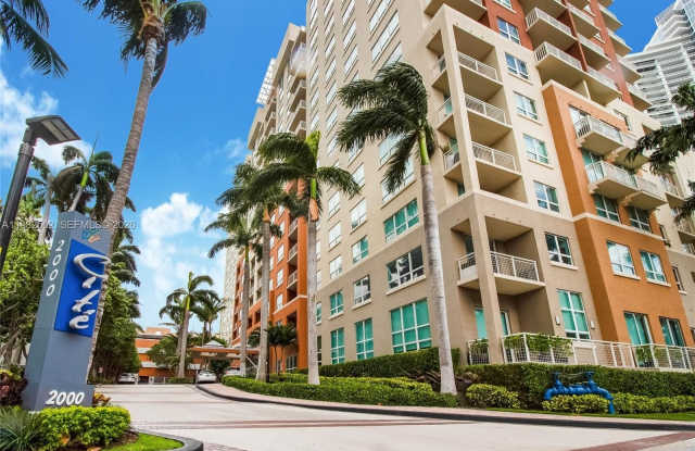 2000 N Bayshore Dr photos photos