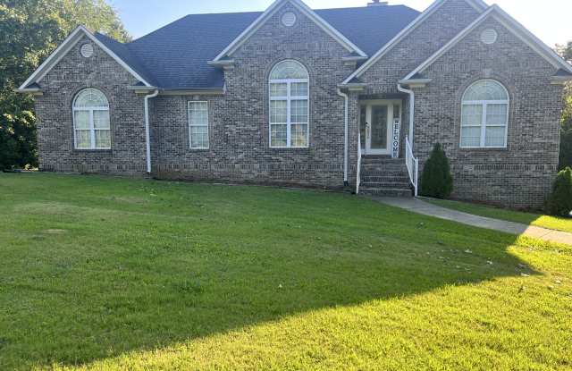 785 Mountain Trail Gallery 2