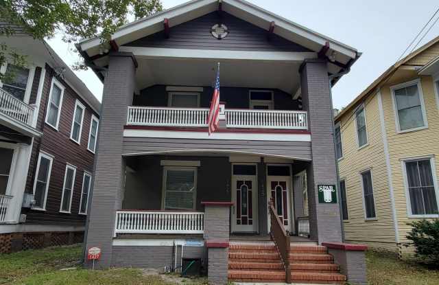 1427 SILVER Street Gallery 1