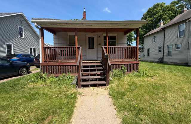 $995| 2BD 1.5BA| 911 2nd Ave | Available Now! Gallery 3