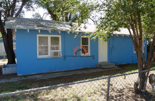 1 bedroom 1 bath home that won't break the bank. photos photos