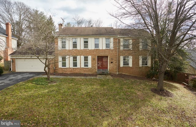 9 SNUG HILL CT - 9 Snug Hill Court, Potomac, MD 20854