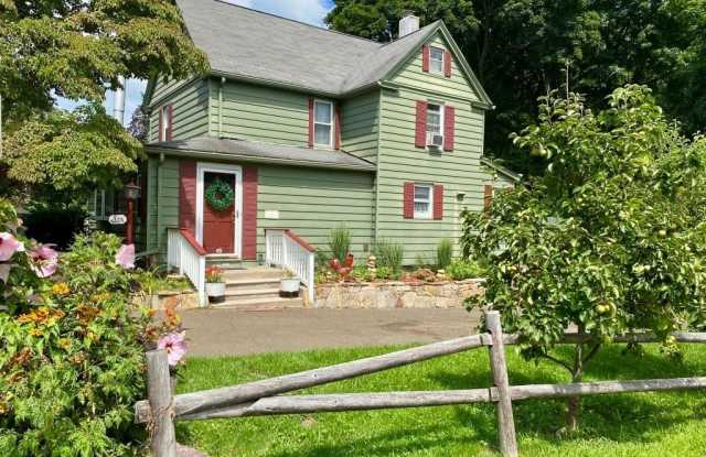 6 Academy Avenue - 6 Academy Avenue, Sloatsburg, NY 10974