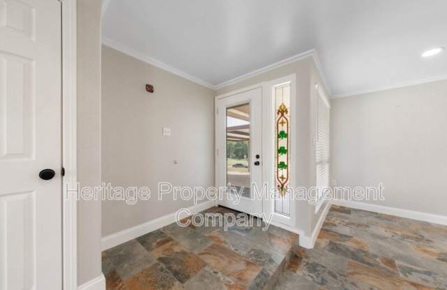 640 Crest Lane Gallery 4