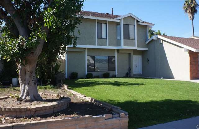 23681 Calle Hogar - 23681 Calle Hogar, Mission Viejo, CA 92691