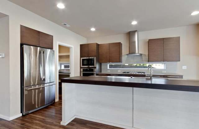 1109 28th Avenue Ct Sw Gallery 4