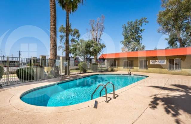 4615 North 39th Avenue - 4615 North 39th Avenue, Phoenix, AZ 85019