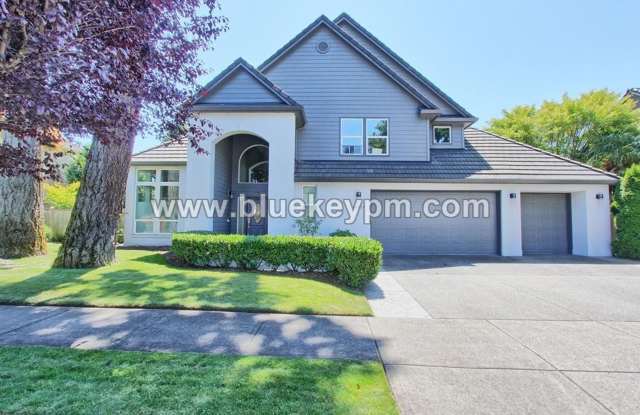 3 Bed, 2.5 Baths Luxury Home Located Near Evergreen High School photos photos