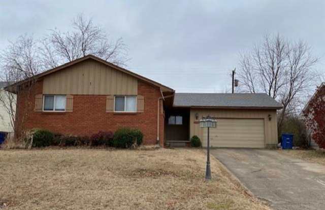 Mid-town Gem where comfort meets convenience!! photos photos