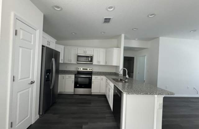 7 Oak Trail Place Gallery 2