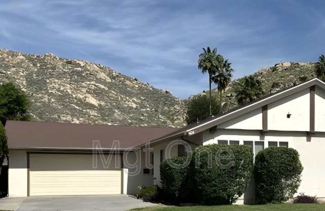 425 Glenhill Dr. photos photos