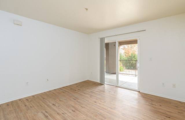 Twin Palm Apartments Gallery 4