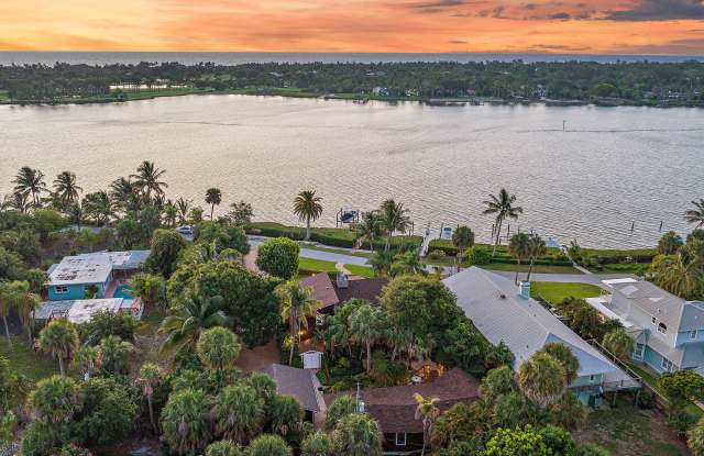 12140 SE Indian River Drive N Gallery 4